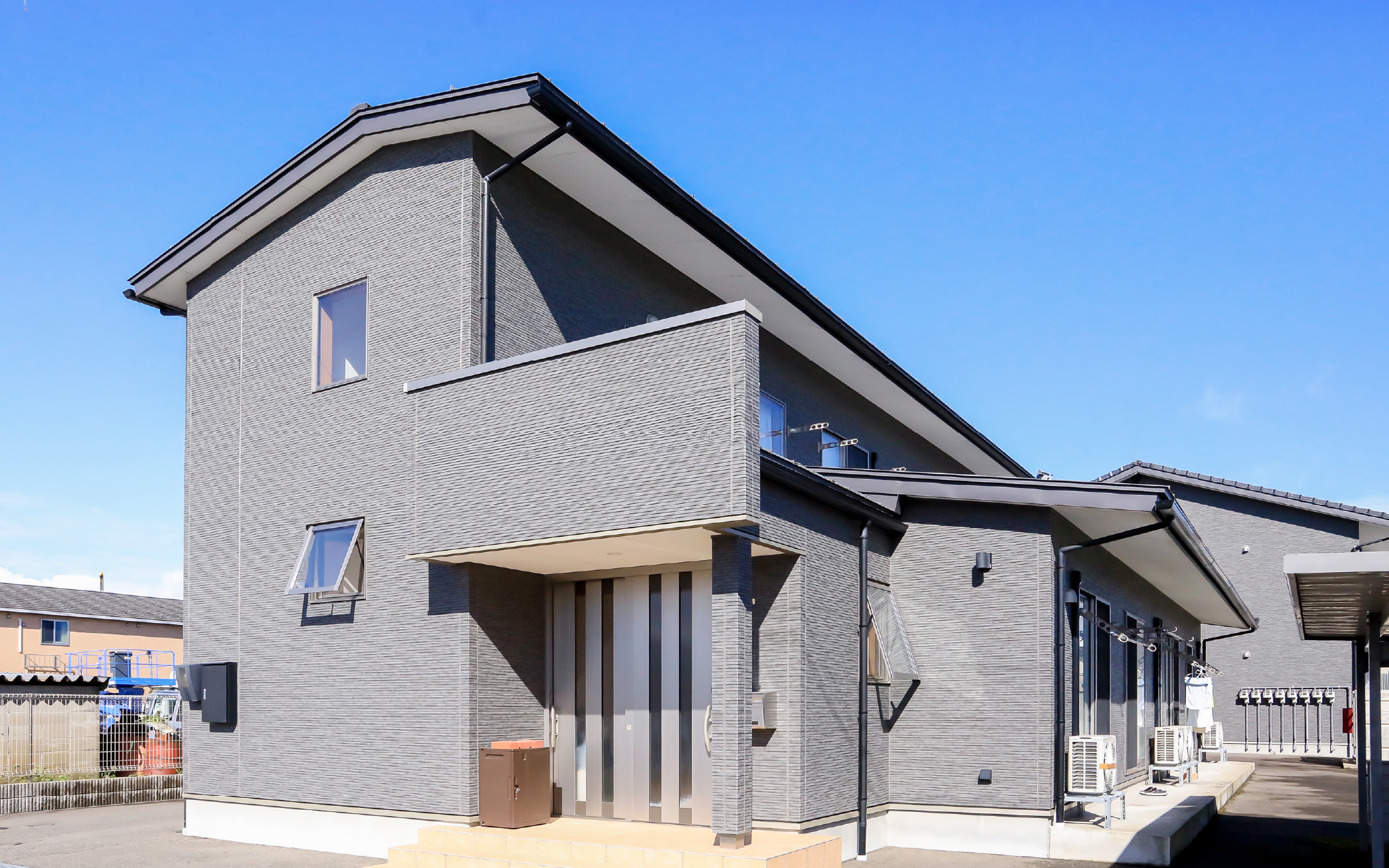 みんなの家 みつばち